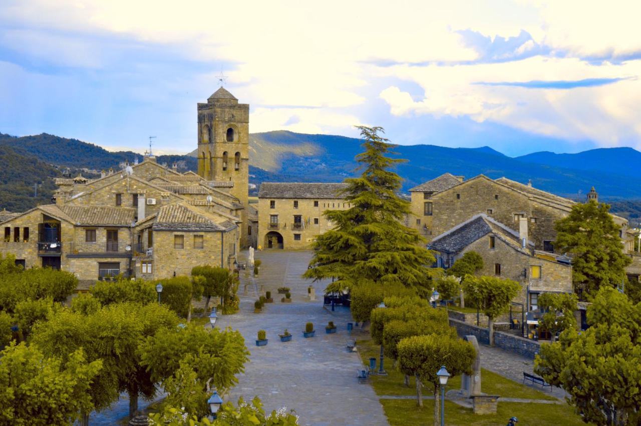 Guest House Ainsa Pirineos المظهر الخارجي الصورة